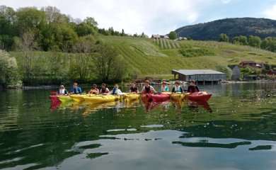 School group kayaking teambuilding